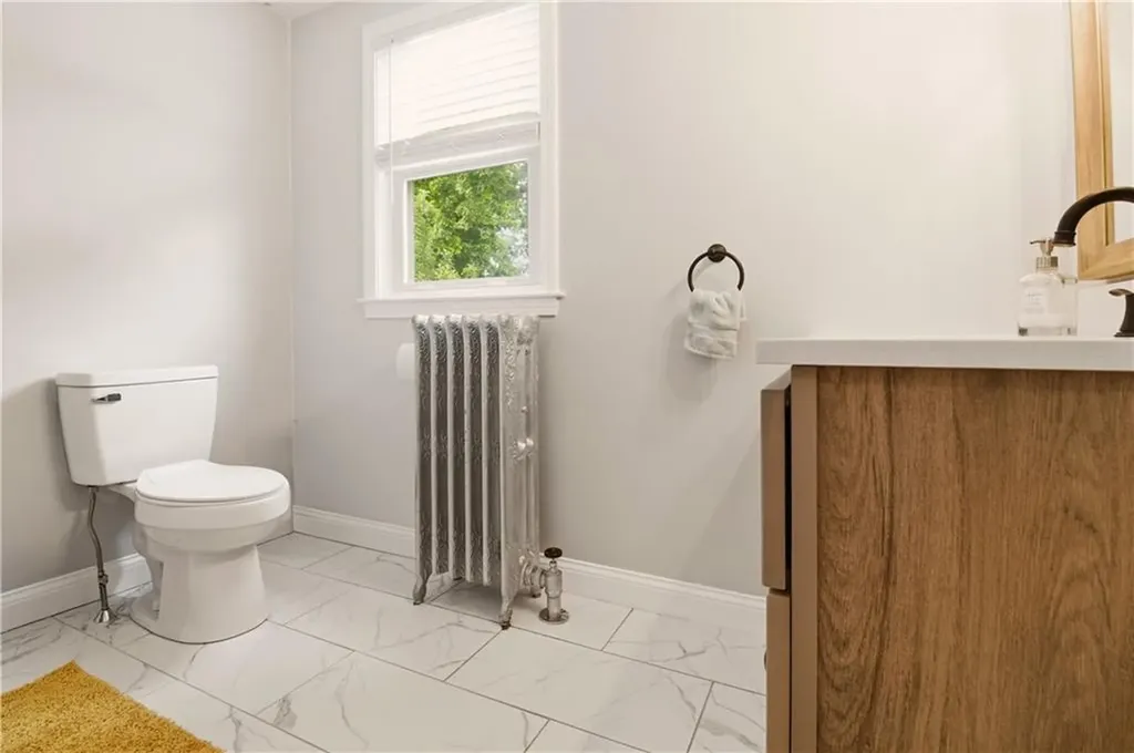 88 Grove Avenue East Providence RI 02914