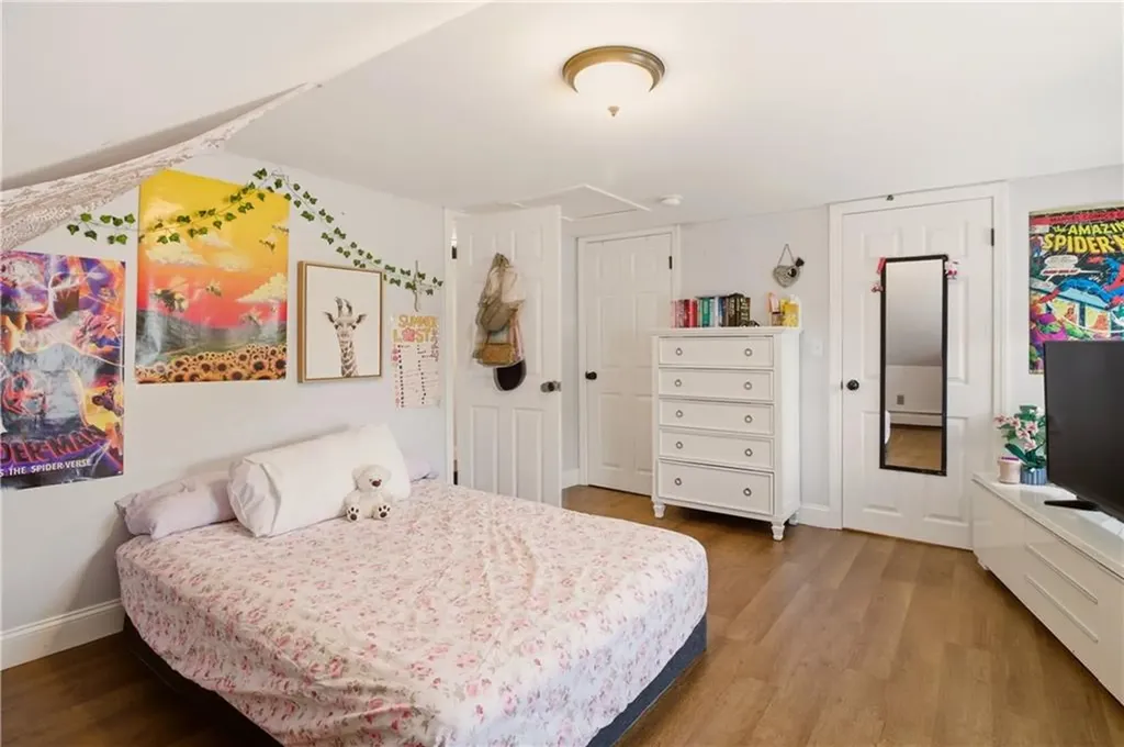 88 Grove Avenue East Providence RI 02914