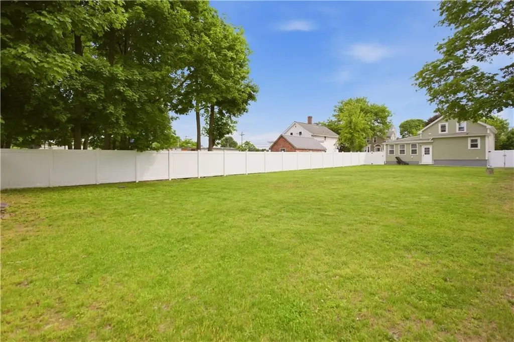 88 Grove Avenue East Providence RI 02914