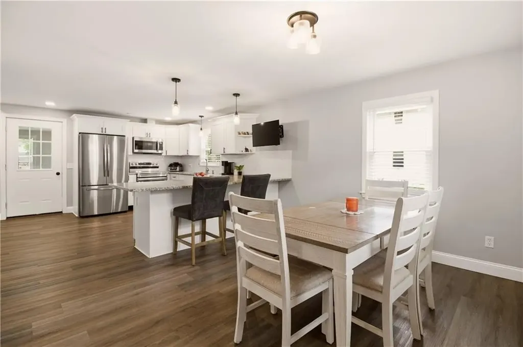 88 Grove Avenue East Providence RI 02914