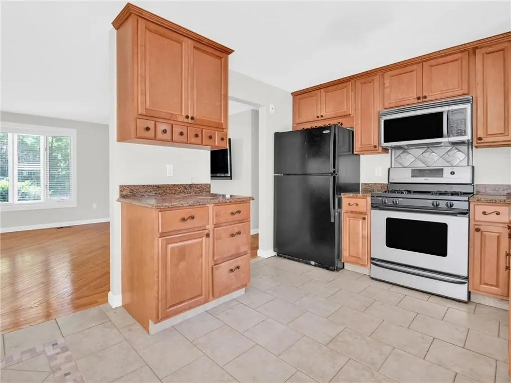 59 Carrs Lane Warwick RI 02886