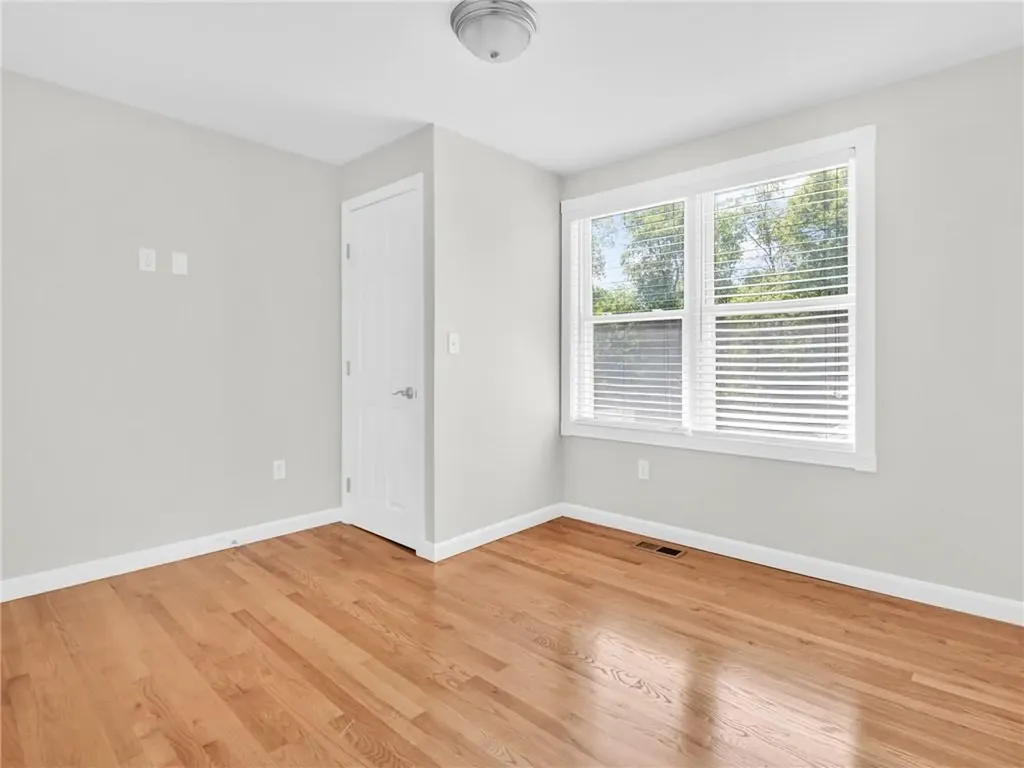 59 Carrs Lane Warwick RI 02886