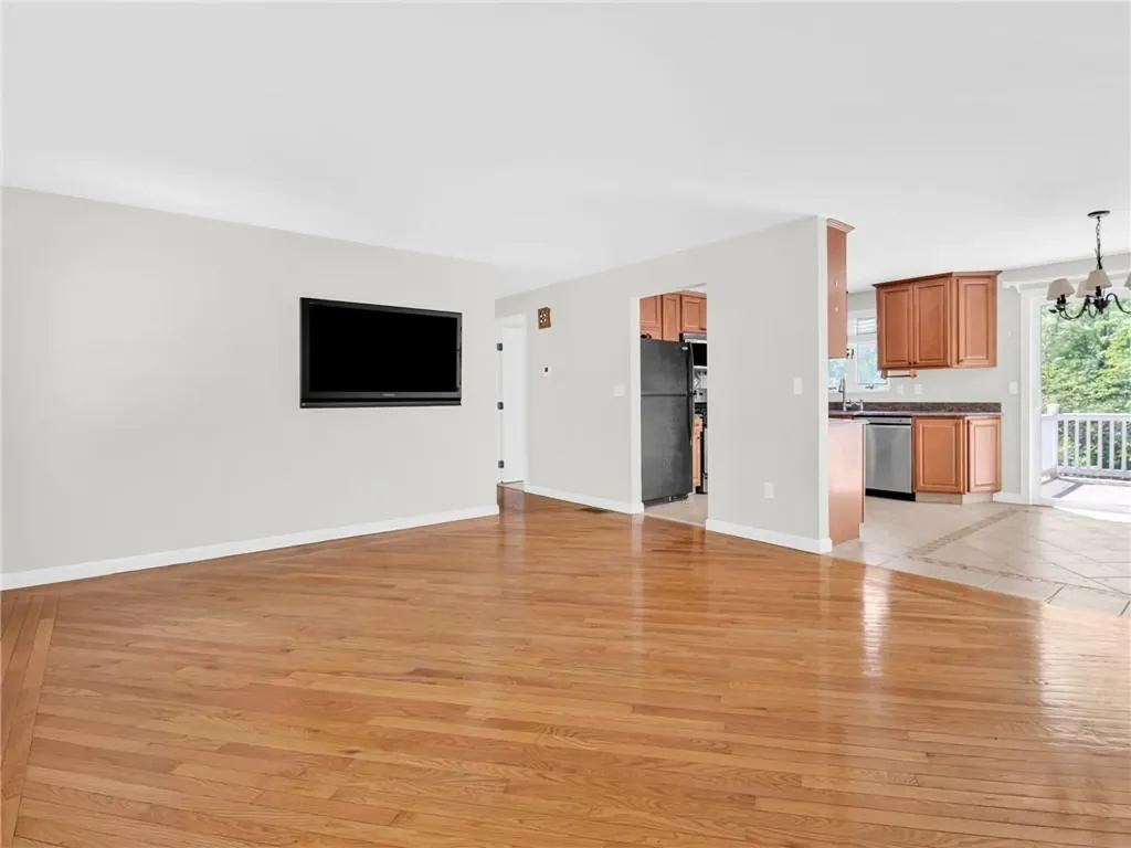 59 Carrs Lane Warwick RI 02886
