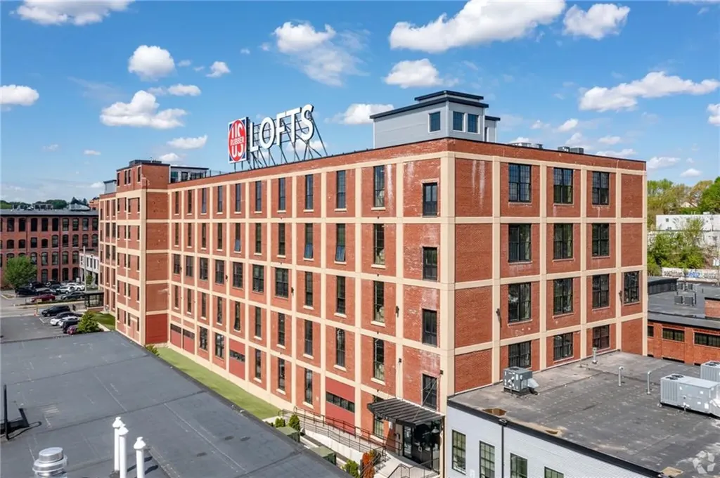 411 Valley Street Providence RI 02908