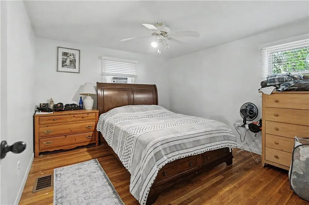 25 Walker Road Warwick RI 02889