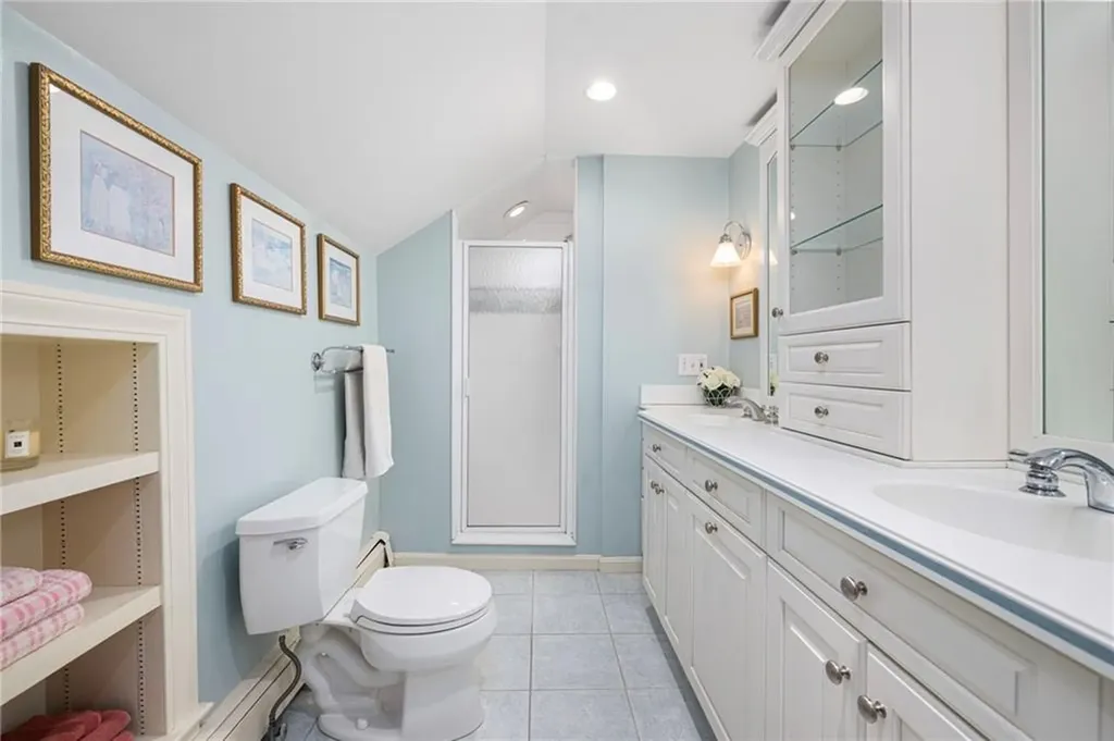 10 Nayatt Road Barrington RI 02806