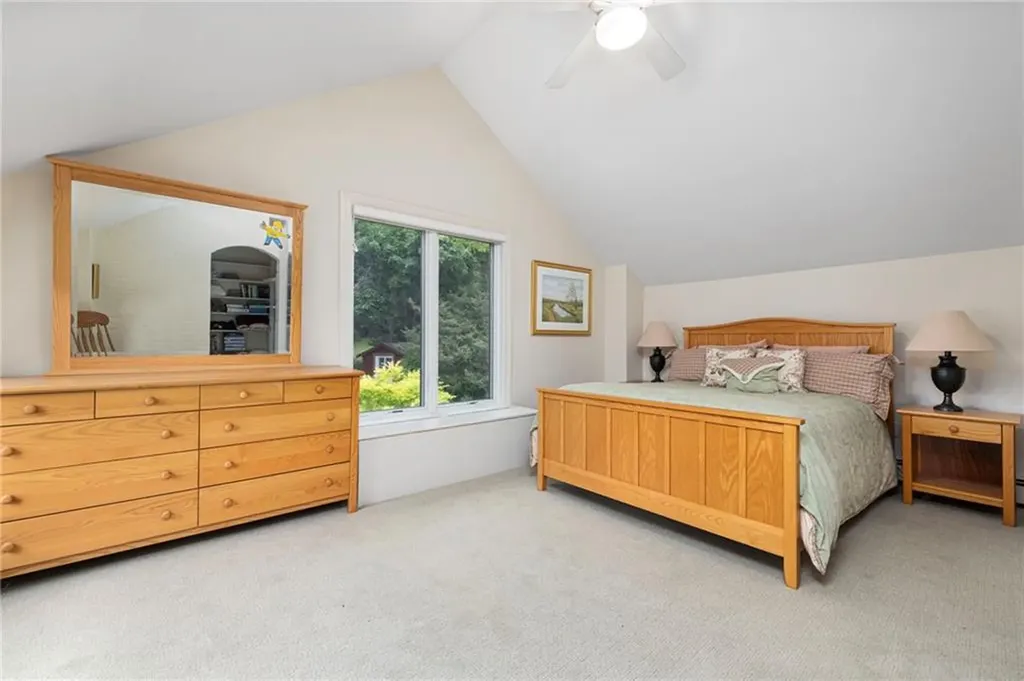 10 Nayatt Road Barrington RI 02806
