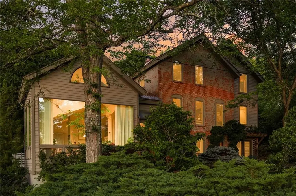 10 Nayatt Road Barrington RI 02806