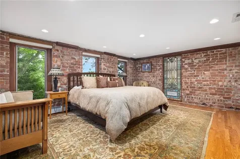 10 Nayatt Road Barrington RI 02806