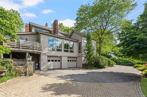 10 Nayatt Road Barrington RI 02806