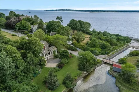 10 Nayatt Road Barrington RI 02806
