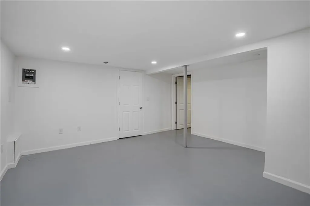 34 Grandview Drive West Warwick RI 02893