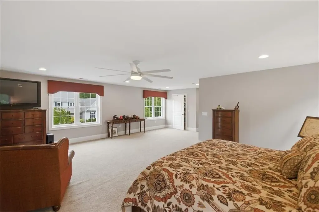 81 Cedar Forest Road Smithfield RI 02917