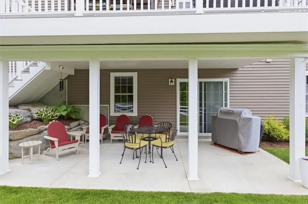 81 Cedar Forest Road Smithfield RI 02917