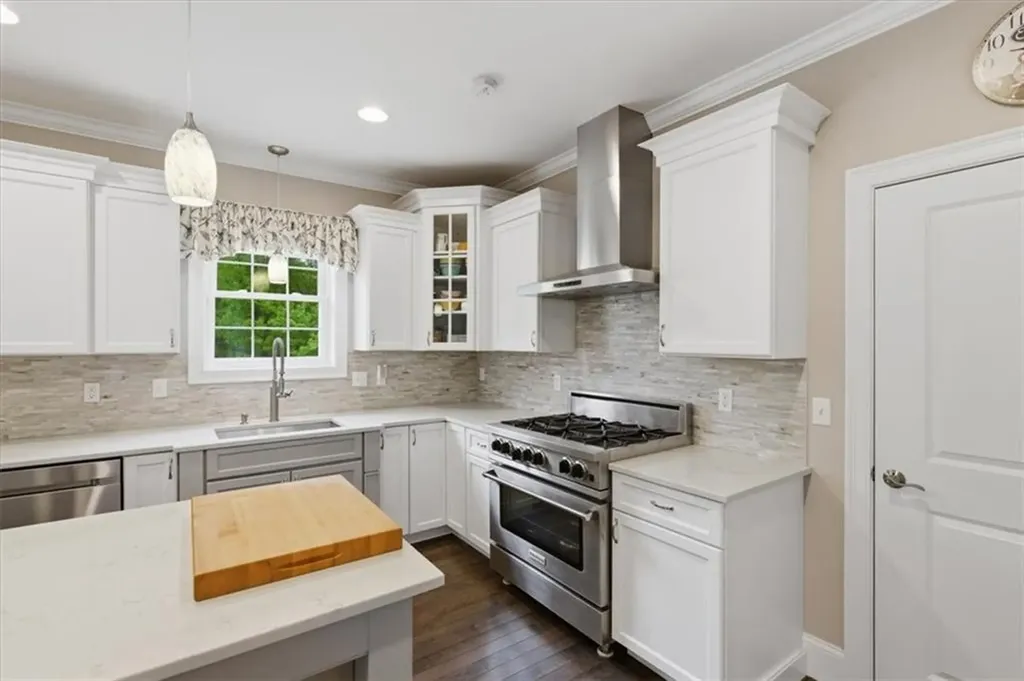 81 Cedar Forest Road Smithfield RI 02917