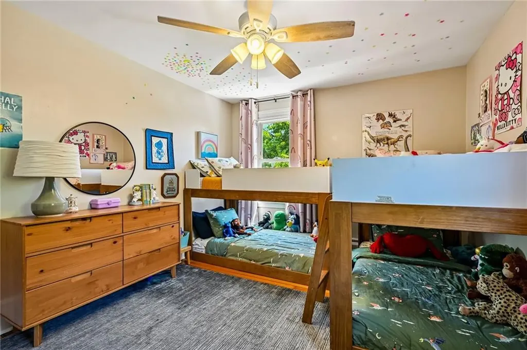 1061 Narragansett Boulevard Cranston RI 02905
