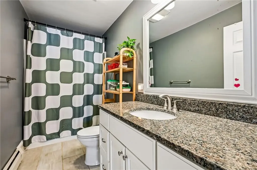 1061 Narragansett Boulevard Cranston RI 02905