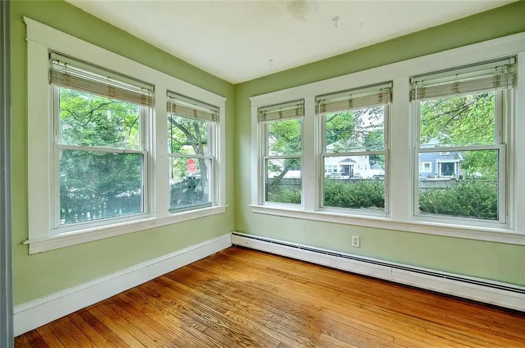 4 Talbot Manor Cranston RI 02905