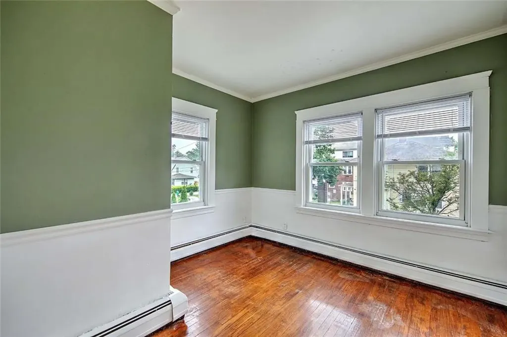 4 Talbot Manor Cranston RI 02905