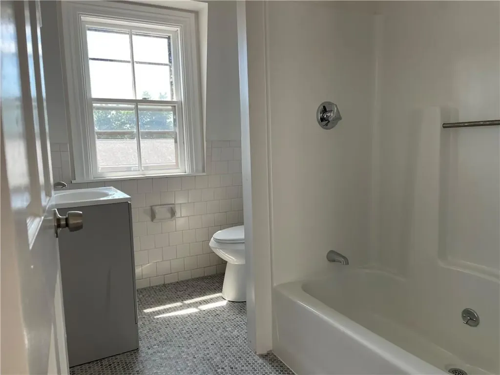358 Carpenter Street Providence RI 02909