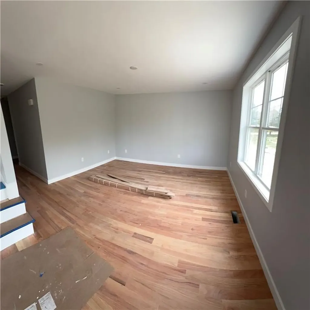 124 Birch Swamp Road Warren RI 02885