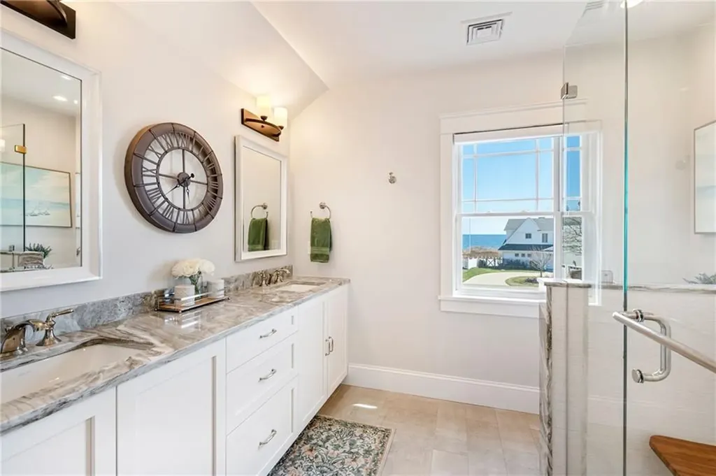 1048 Ocean Road Narragansett RI 02882