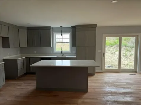 124 Birch Swamp Road Warren RI 02885