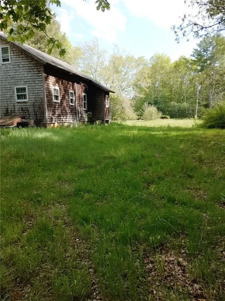28 Beaver River Schoolhouse Road Richmond RI 02892