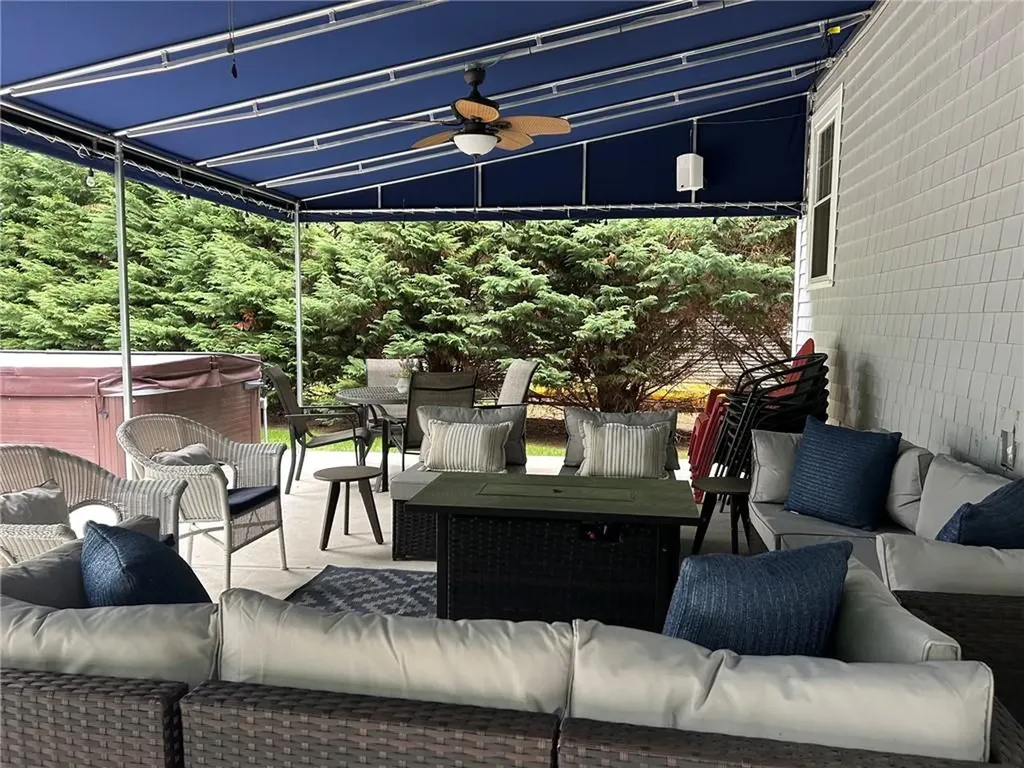 36 Fairway Road Narragansett RI 02882
