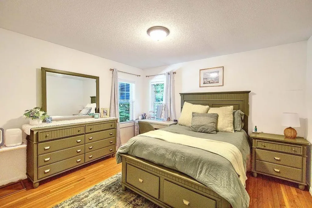 36 Fairway Road Narragansett RI 02882