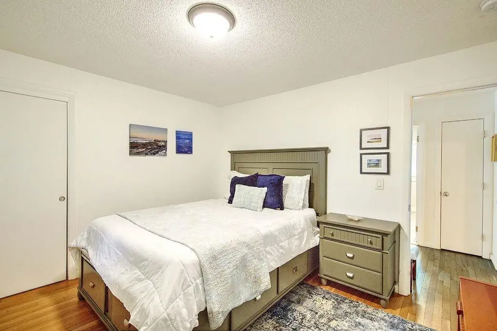 36 Fairway Road Narragansett RI 02882