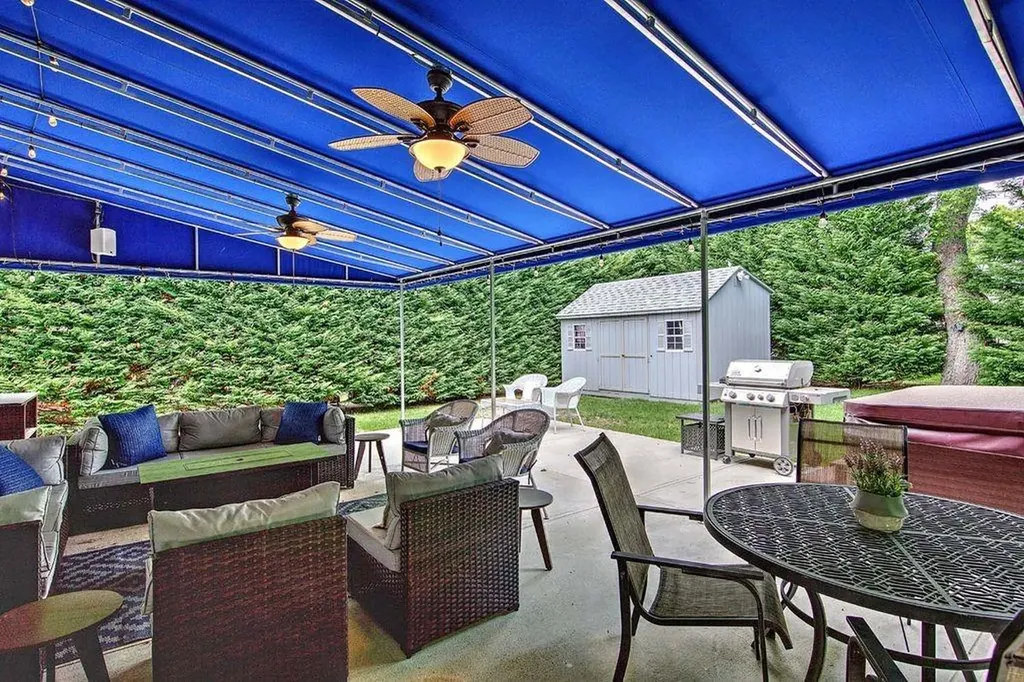 36 Fairway Road Narragansett RI 02882