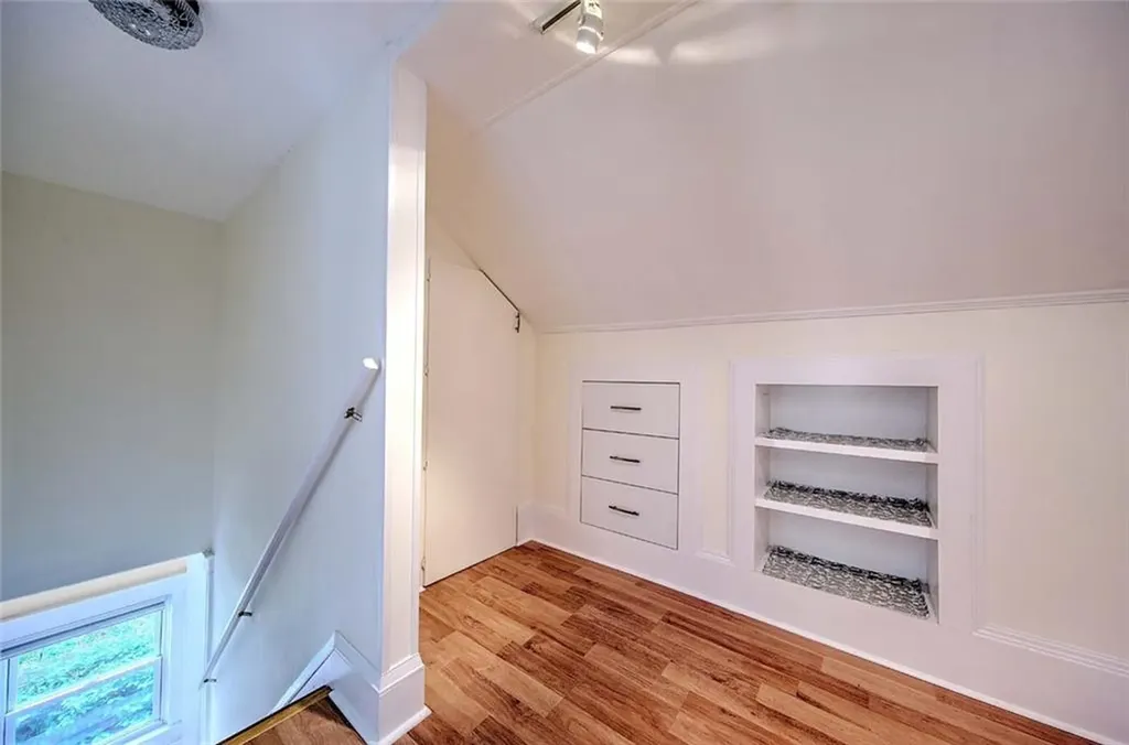 135 Rounds Avenue Providence RI 02907