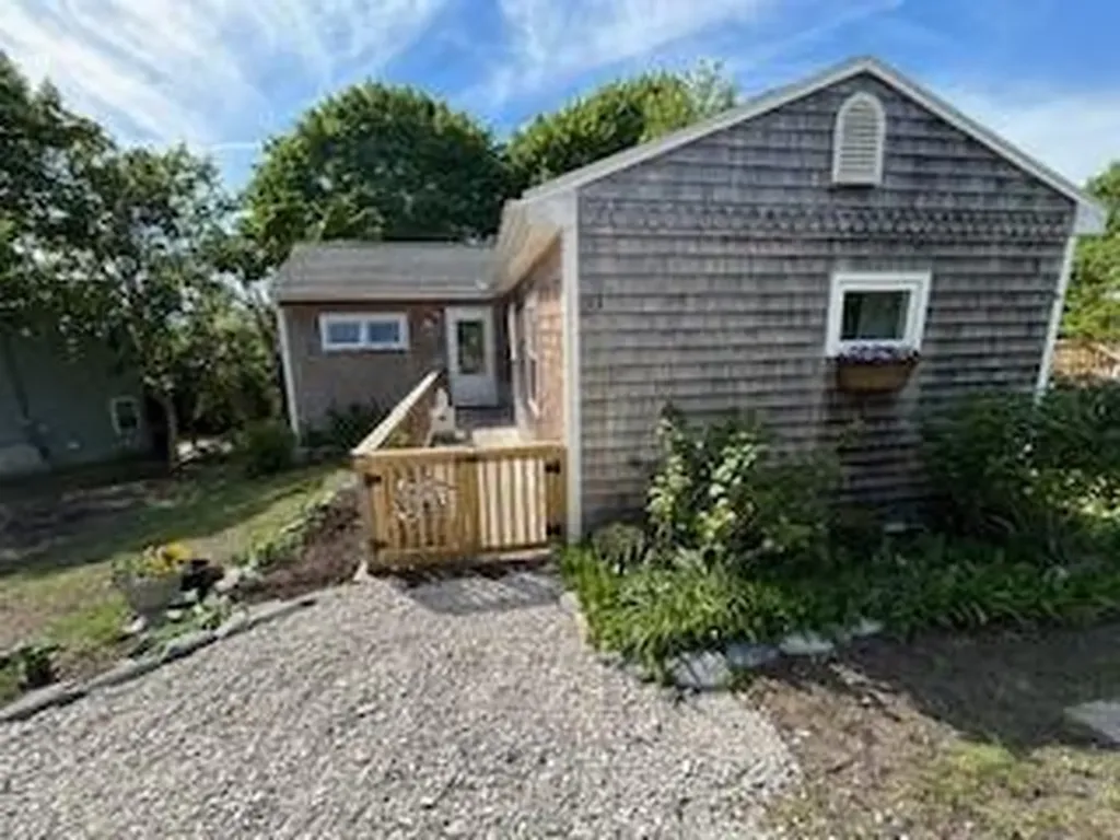 33 West Main Road Little Compton RI 02837
