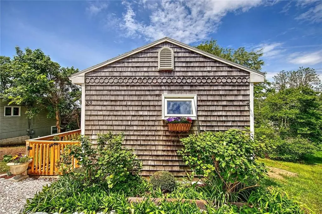 33 West Main Road Little Compton RI 02837