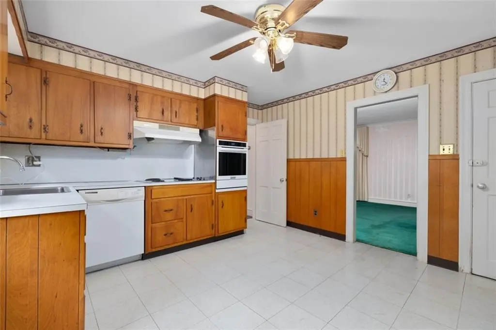 35 New Clark Road Cumberland RI 02864