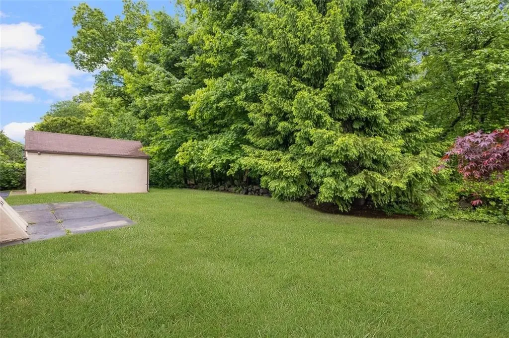 35 New Clark Road Cumberland RI 02864