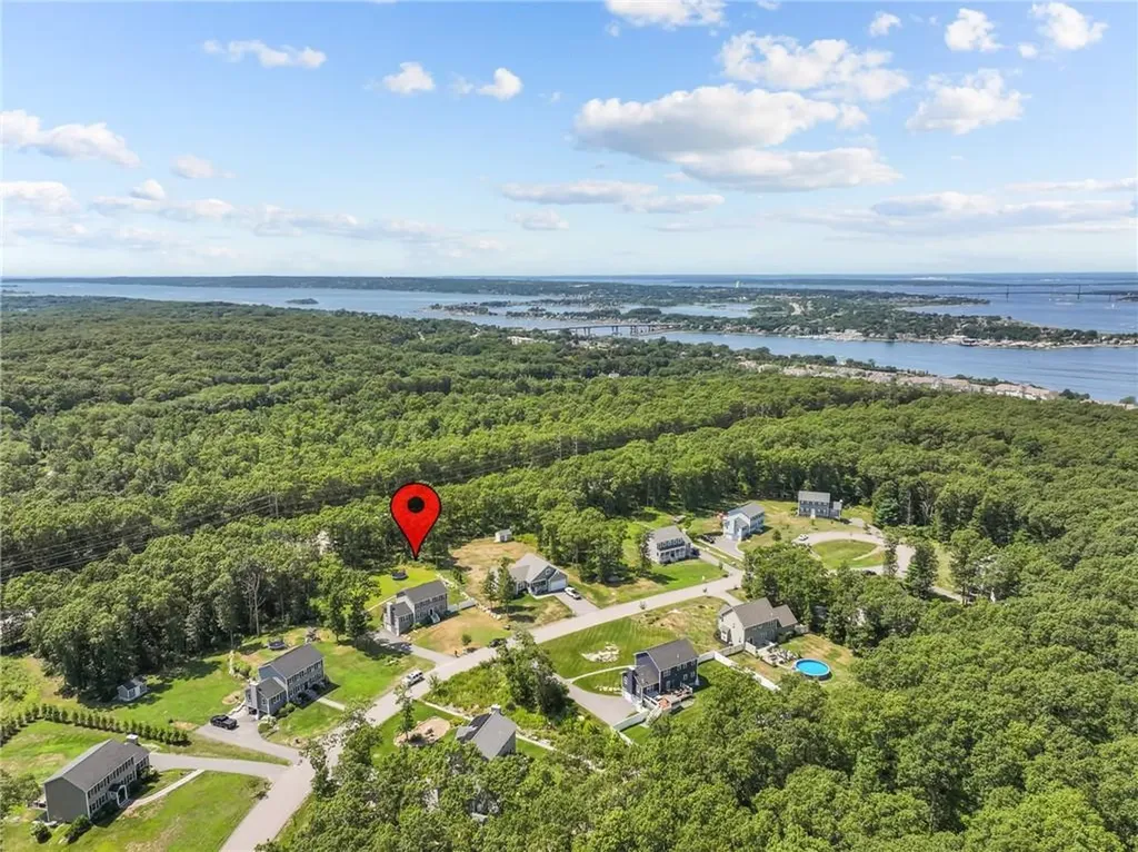 78 Harbor Ridge Lane Tiverton RI 02878