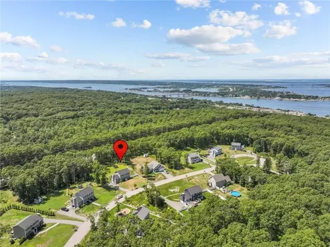 78 Harbor Ridge Lane Tiverton RI 02878