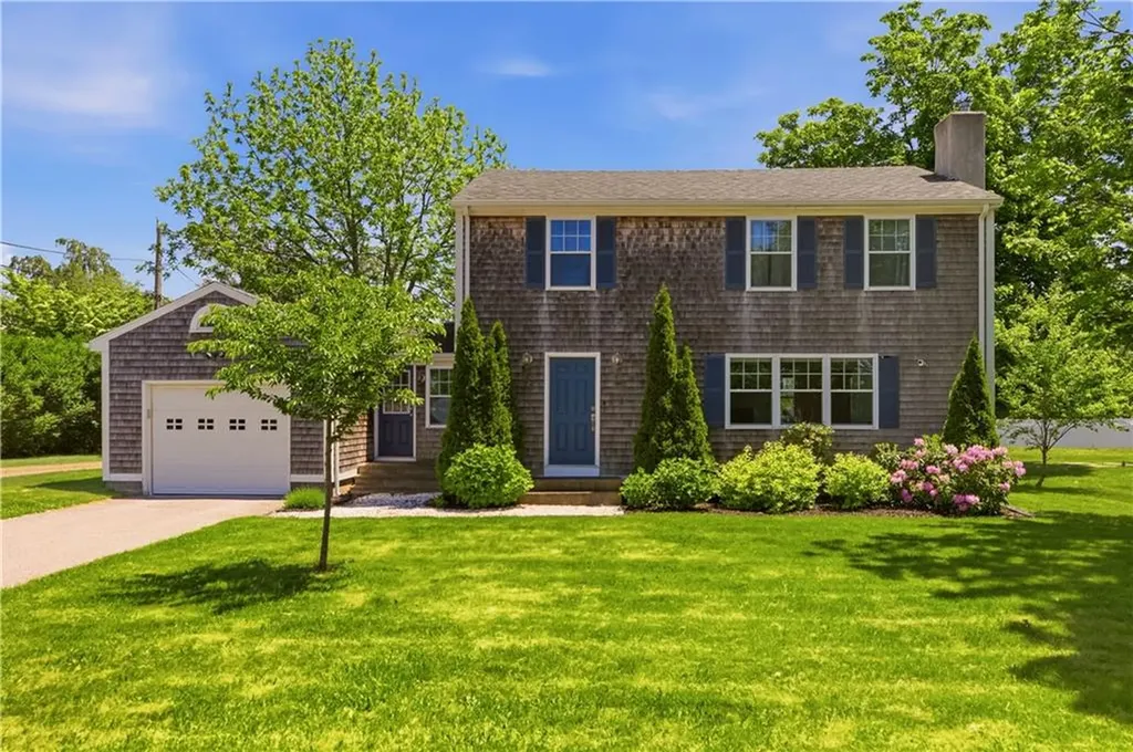 523 Bristol Ferry Road Portsmouth RI 02871