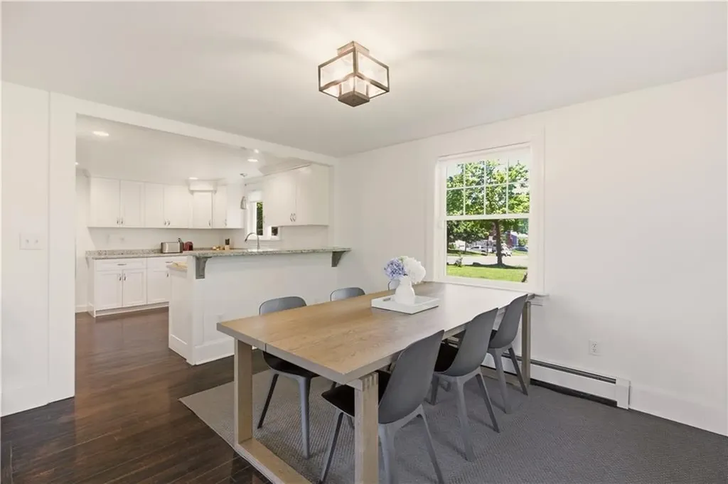 523 Bristol Ferry Road Portsmouth RI 02871