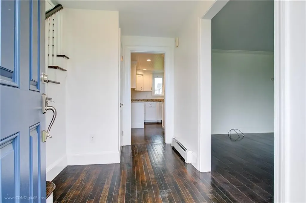 523 Bristol Ferry Road Portsmouth RI 02871