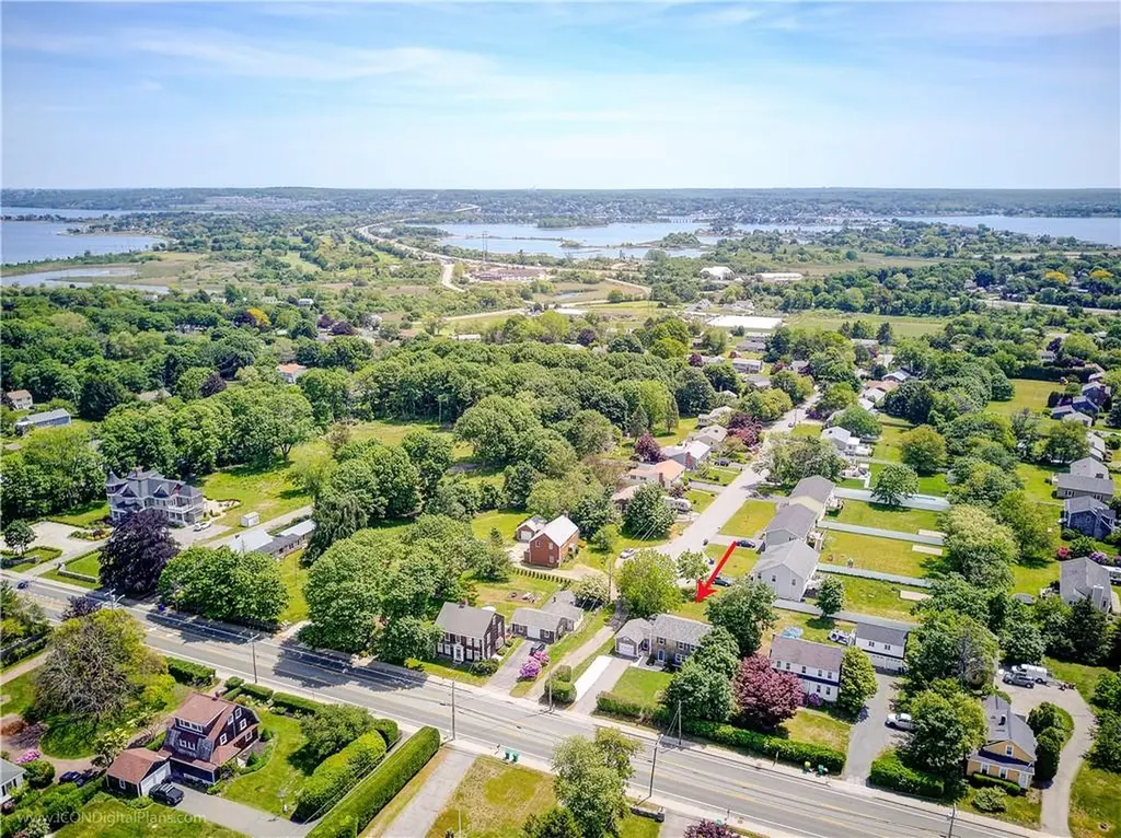 523 Bristol Ferry Road Portsmouth RI 02871