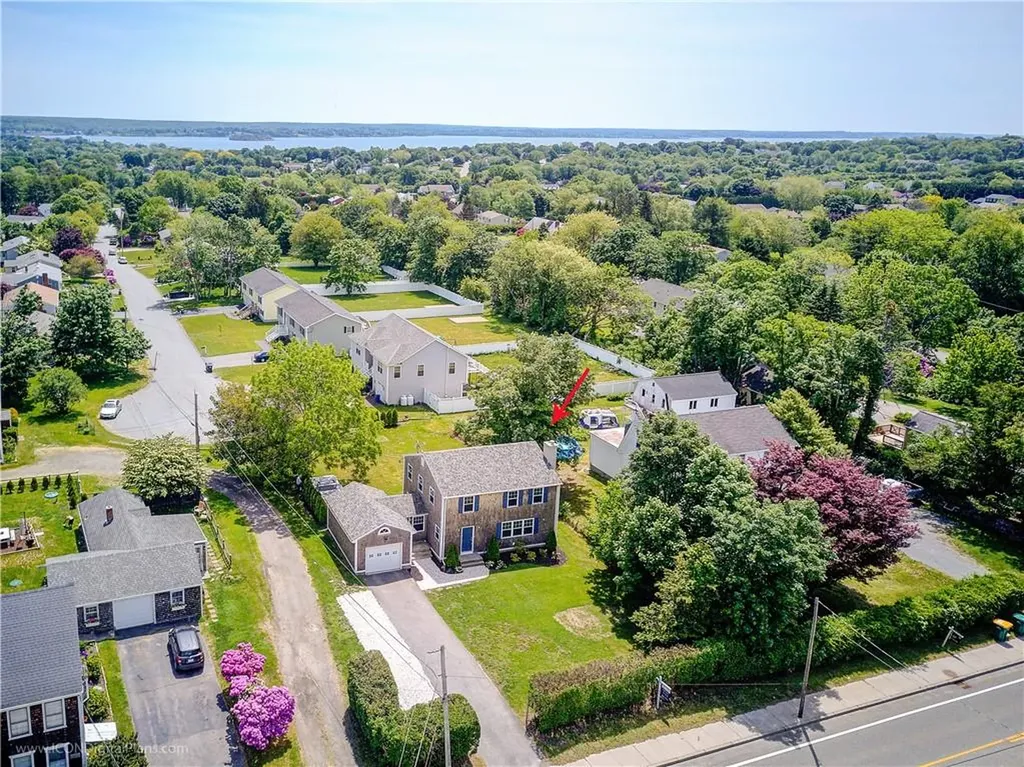 523 Bristol Ferry Road Portsmouth RI 02871