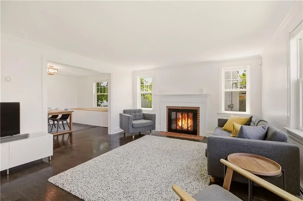 523 Bristol Ferry Road Portsmouth RI 02871