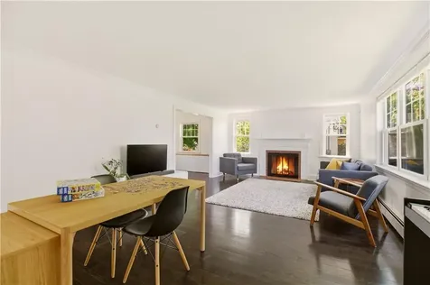523 Bristol Ferry Road Portsmouth RI 02871