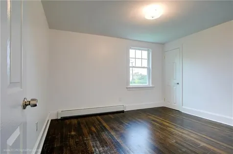 523 Bristol Ferry Road Portsmouth RI 02871