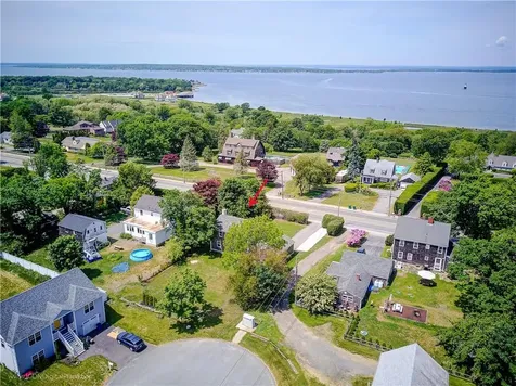 523 Bristol Ferry Road Portsmouth RI 02871