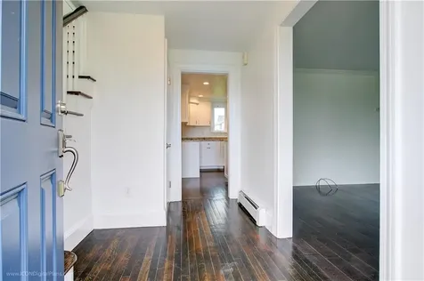 523 Bristol Ferry Road Portsmouth RI 02871
