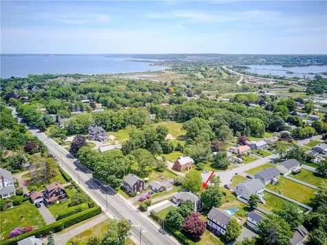 523 Bristol Ferry Road Portsmouth RI 02871